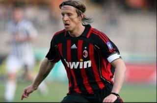 ambrosini, milan, fiorentina, montolivo