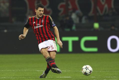 Milan, Bonera avvisa Balotelli: E il benvenuto, ma deve rispettare le regole Bonera. 475x321 Milan, Bonera avvisa Balotelli: E il benvenuto, ma deve rispettare le regole