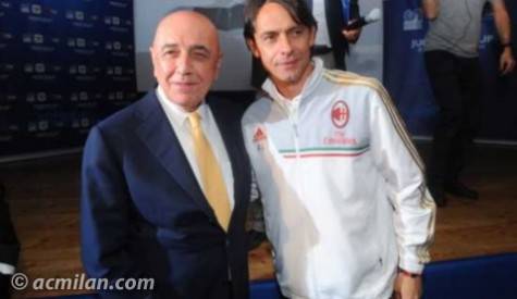 Milan, le promesse di Galliani: a fine agosto due colpi per Inzaghi Galliani inzaghi 1 475x275 Milan, le promesse di Galliani: a fine agosto due colpi per Inzaghi