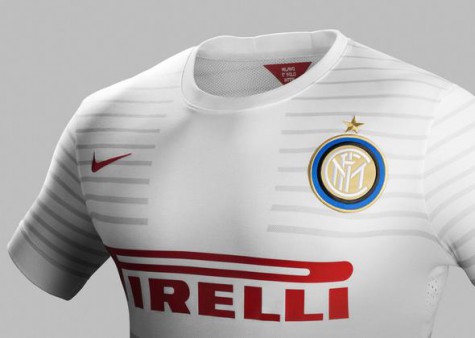 Inter, sulla seconda maglia la scritta: Milano è solo lInter Maglia Inter 475x338 Inter, sulla seconda maglia la scritta: Milano è solo lInter