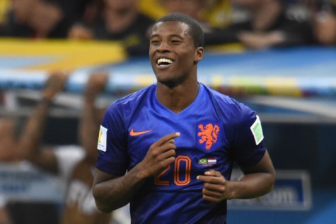 Milan su Wijnaldum, ma il Napoli è in vantaggio Wijnaldum 2 475x316 Milan su Wijnaldum, ma il Napoli è in vantaggio