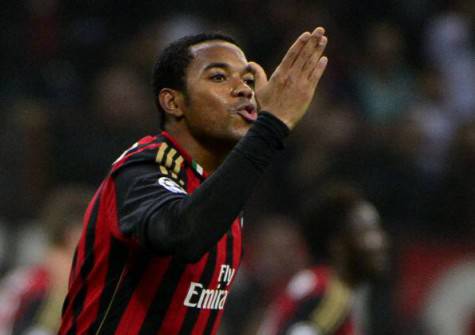 Sportmediaset Maxi offerte di Besiktas e Al Jazira per Robinho: le cifre binho2 475x335 Sportmediaset Maxi offerte di Besiktas e Al Jazira per Robinho: le cifre