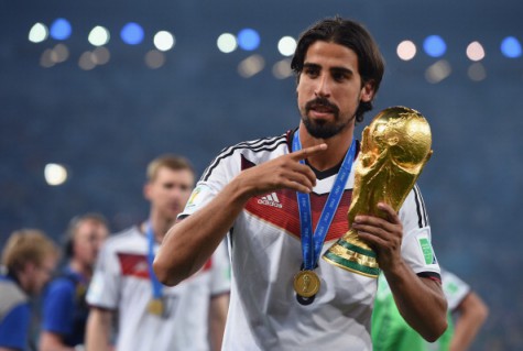 452118690 475x319 Galliani studia il colpo per il centrocampo: via De Jong, dentro Khedira