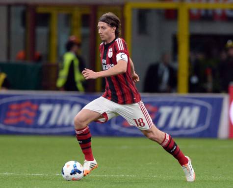 Corvino critica Montolivo: Che delusione laccordo col Milan 492032083 475x385 Corvino critica Montolivo: Che delusione laccordo col Milan
