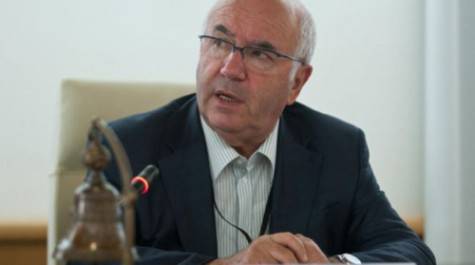 Figc, Tavecchio è recidivo: altra uscita a vuoto per il candidato alla poltrona federale Tavecchio 475x265 Figc, Tavecchio è recidivo: altra uscita a vuoto per il candidato alla poltrona federale