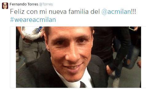 torres twitter 1 475x297 Milan, è Torres mania: il selfie allo store rossonero è già virale (FOTO)