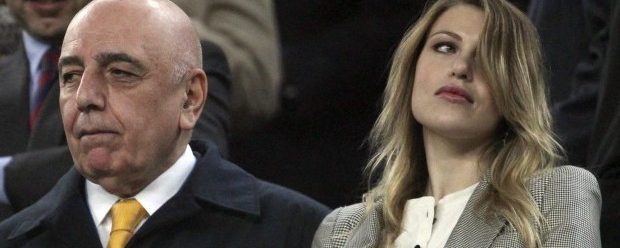 Compleanno Barbara Berlusconi-Galliani, il Milan offre la torta (Foto)