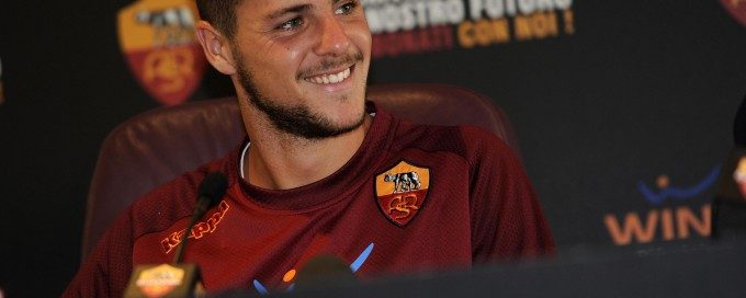 Mercato Milan, sondaggio per Destro: la Roma dice no