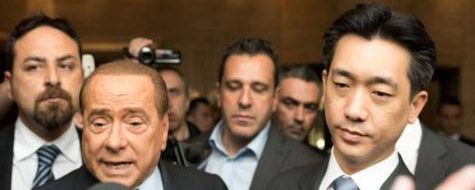 Milan, Bee e Berlusconi in Sardegna. C’è la firma del patto vincolante – LIVE